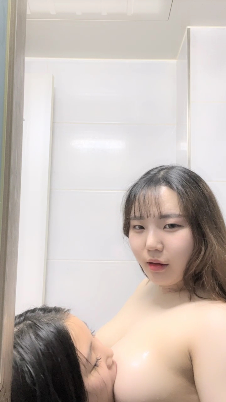 친구끼리 빨고